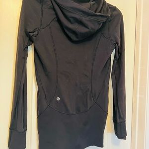 Lululemon long sleeve jacket.